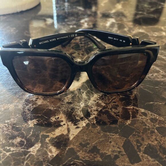 Michael Kors Karlie Women's Square Frame Sunglasses Multicolor Tortoise Shell - Picture 12 of 15